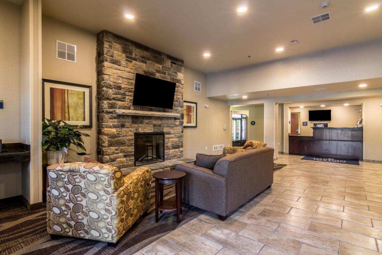 Cobblestone Inn & Suites - Barron Exterior foto